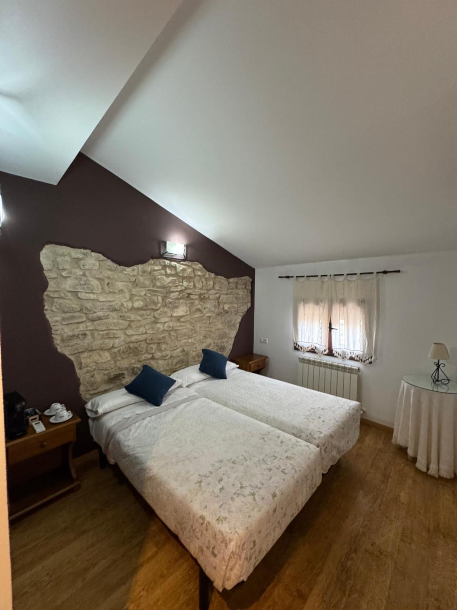 Casa Rural Marga Tardienta Extérieur photo